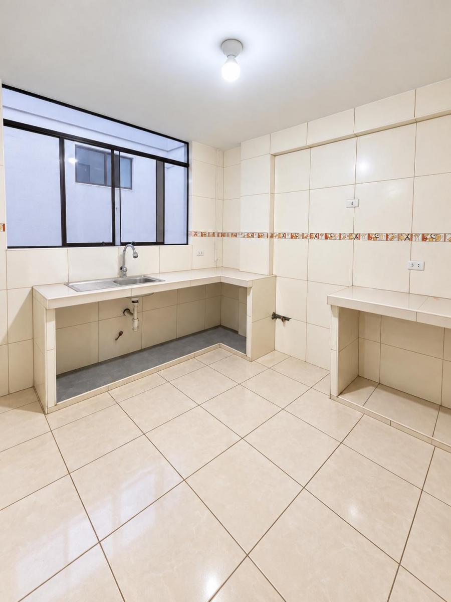 Alquiler Departamento en Los Robles De Ate — foto 3